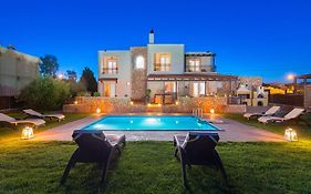 Marysol Luxury Villa